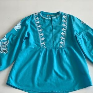 Soft Surroundings adorable teal blue spring and summer top.